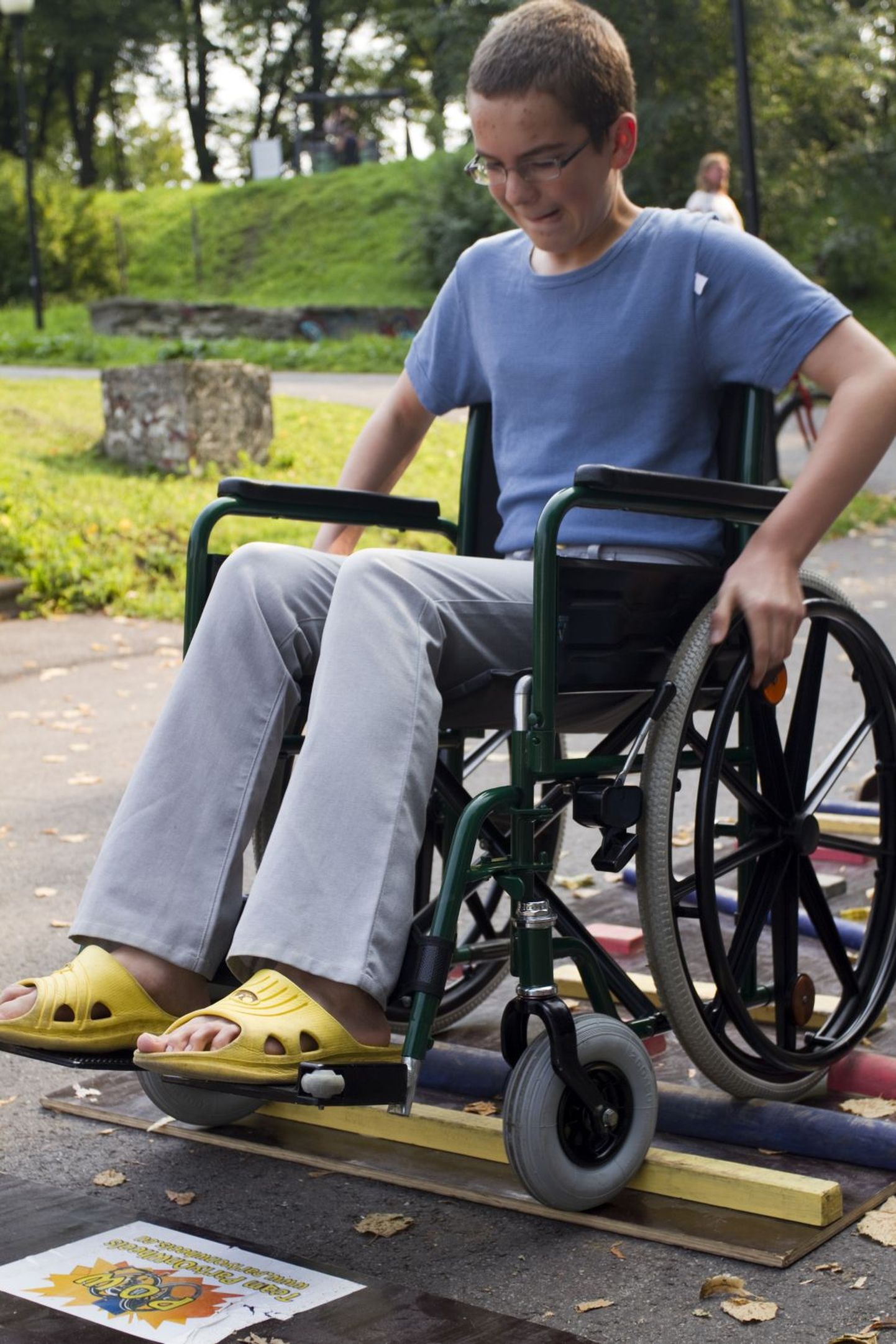 Человек в инвалидном кресле. Иллюстративное фото.