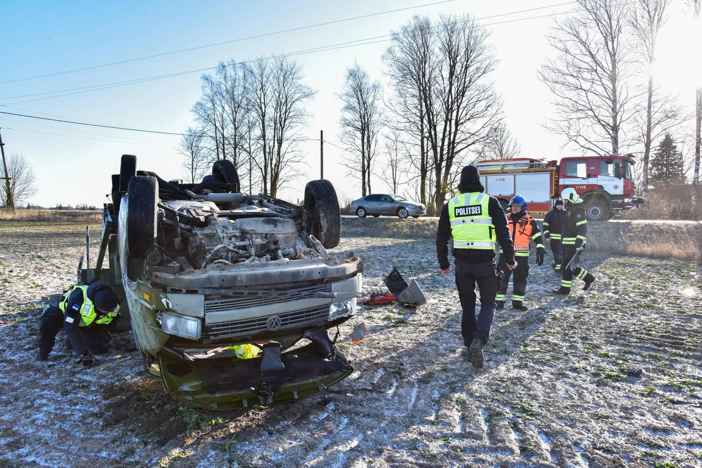 Põltsamaa ja Võhma vaheliselt teelt välja sõitnud autos sai viga juht.