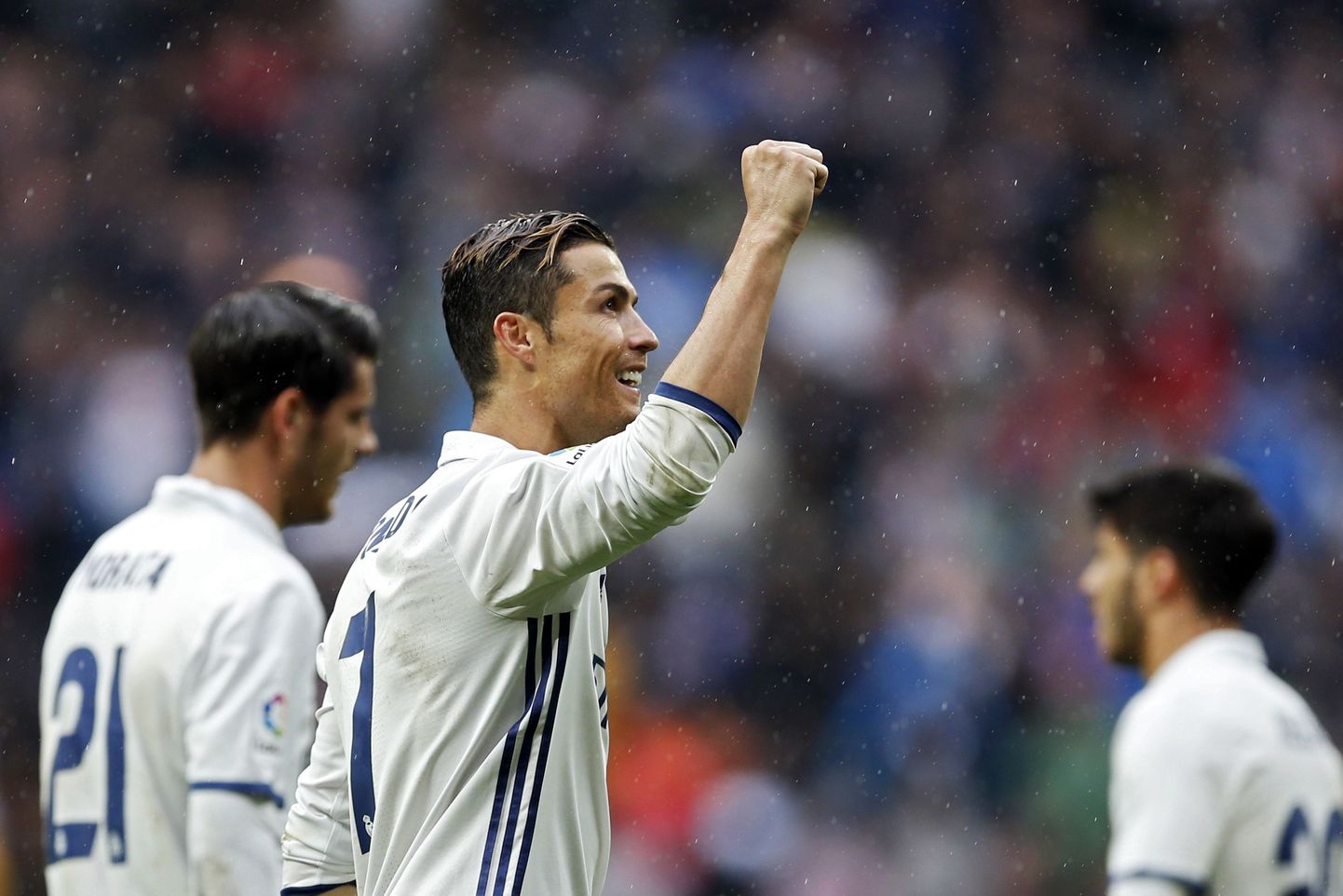 Cristiano Ronaldo tähistamas Valencia vastu löödud väravat.