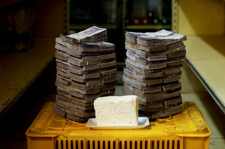 Kilograms siera - 7,5 miljoni bolivāru jeb 1 eiro.