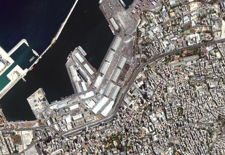 Maxar Technologies satelliidifoto Liibanoni Beiruti sadamast 31. juulil 2020 ehk mõni päev enne plahvatust