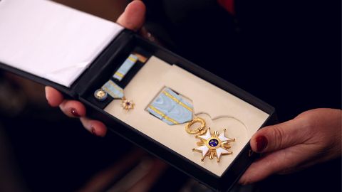 Tuvojoties valsts svētkiem, piešķirti valsts augstākie apbalvojumi