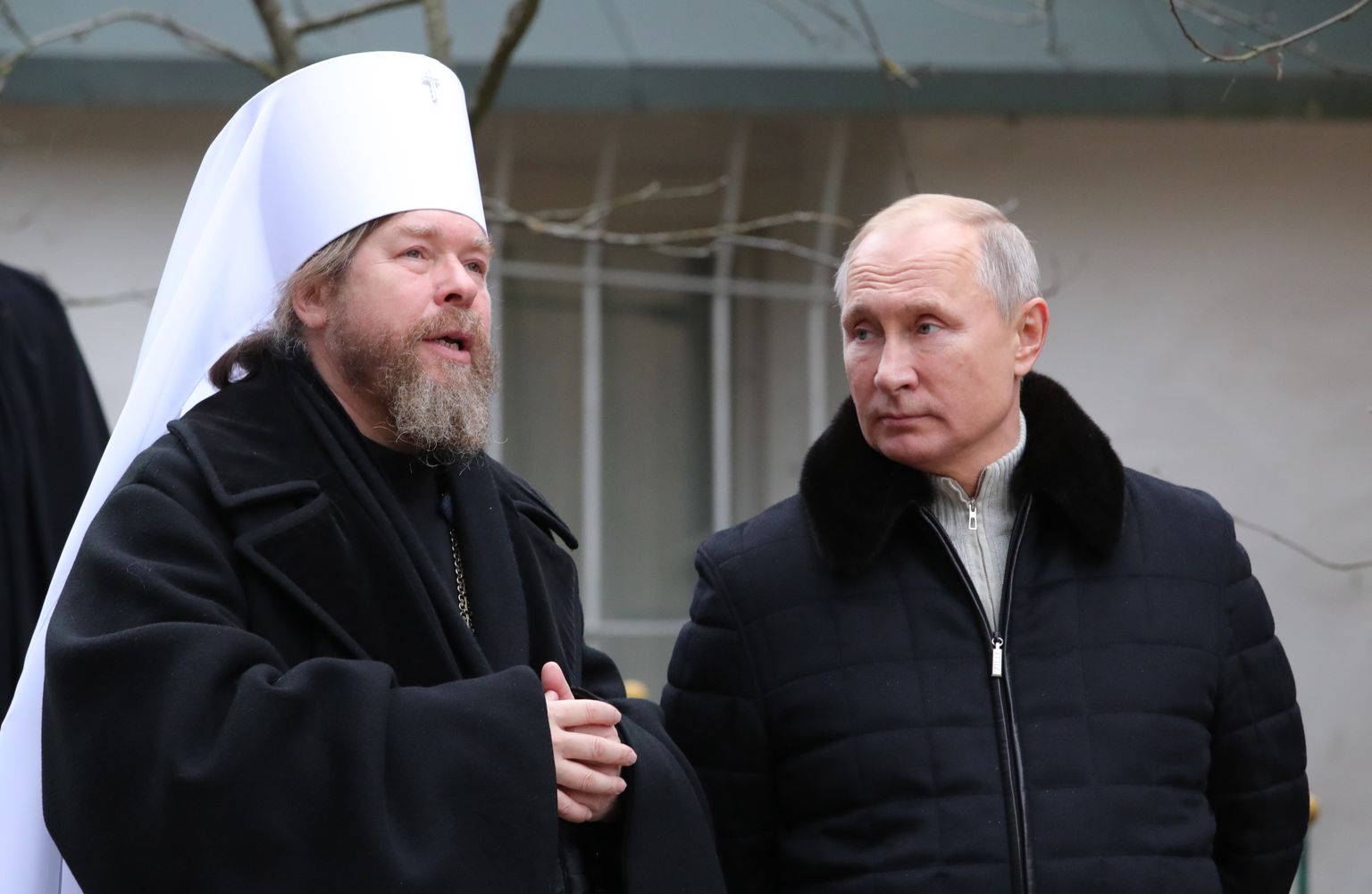 2019. aasta novembri keskel külastas Venemaa president Putin (paremal) Pihkva kloostrit ja kohtus isa Tihhoniga.
