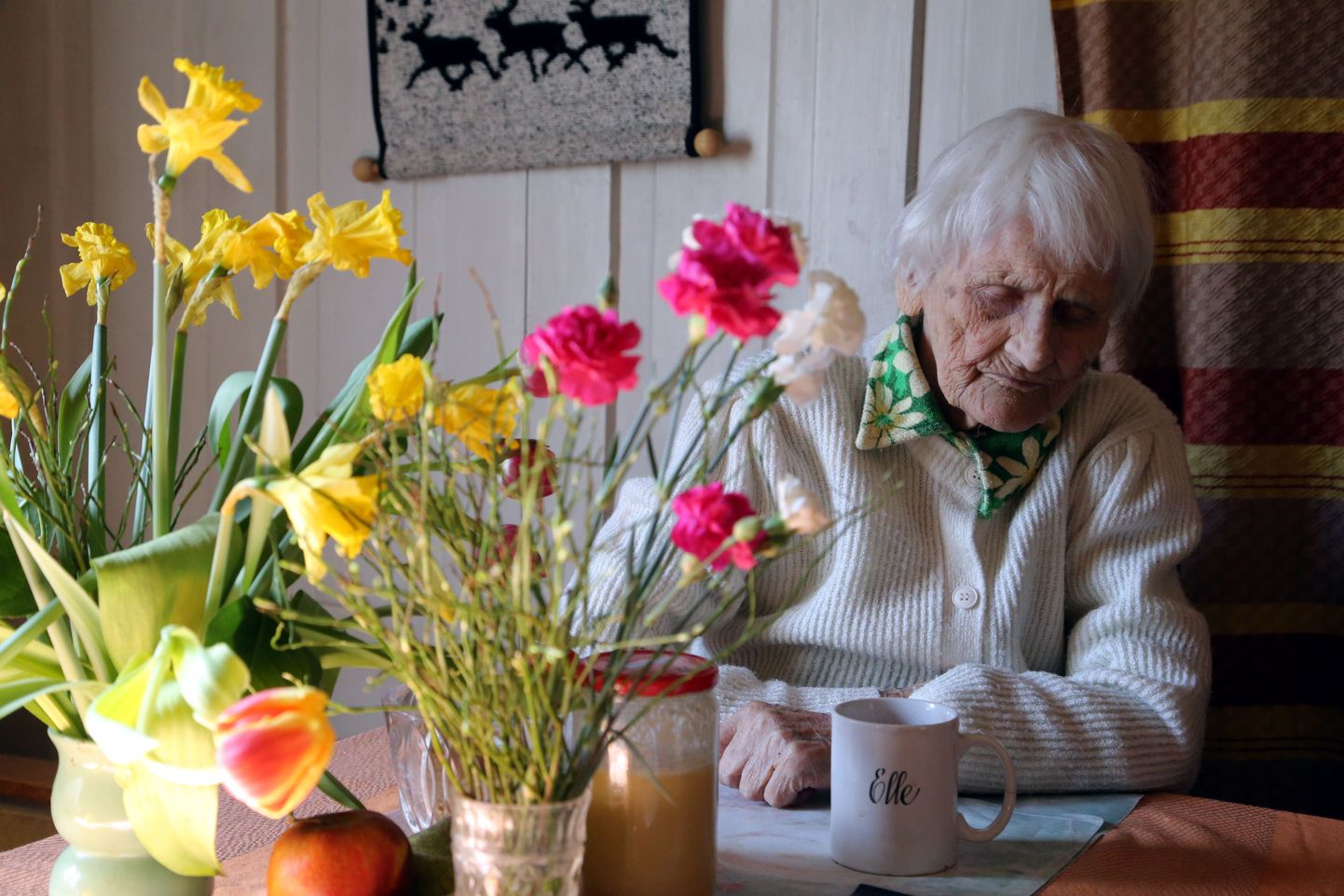 Vanim eestlane Elle Mälberg tunnistas pärast reedest külalisterohket sünnipäeva, et on pisut väsinud.