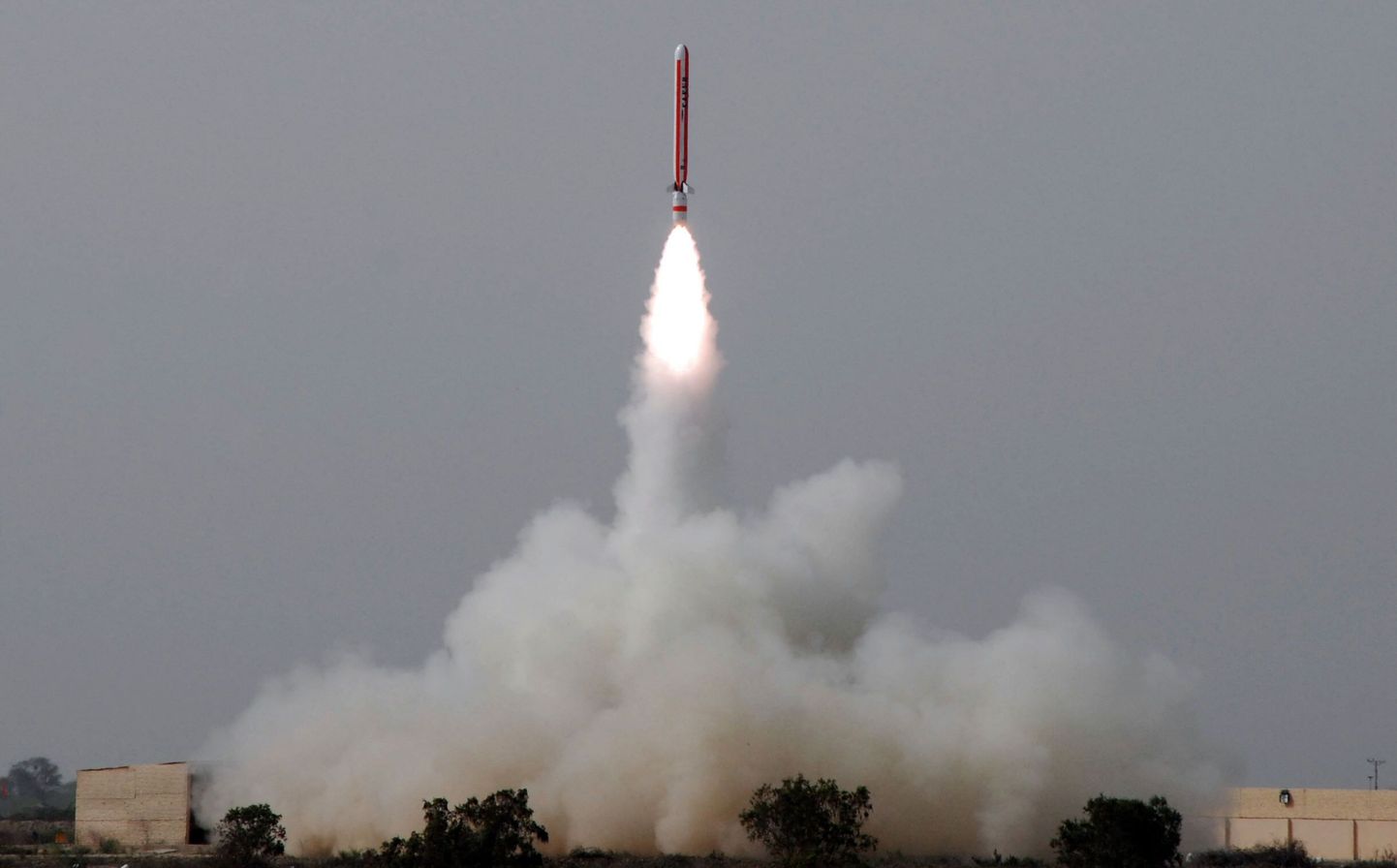 Pilt septembrikuisest Pakistani raketikatsetusest, mil testiti raketti Hatf-VII Babur.