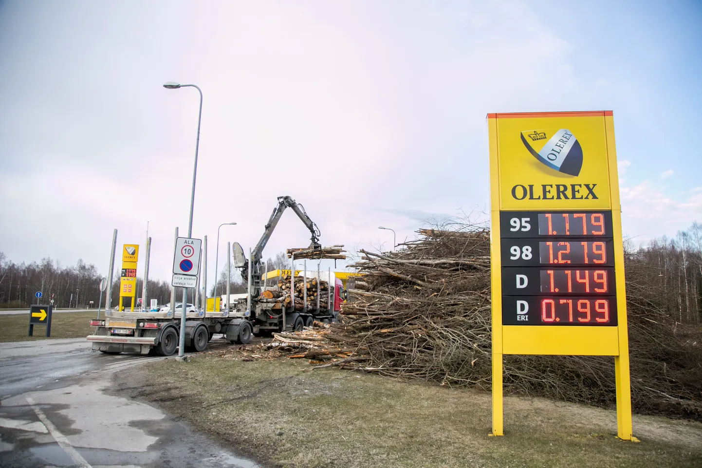 Olerexi maine on skandaalide tõttu alla käinud.