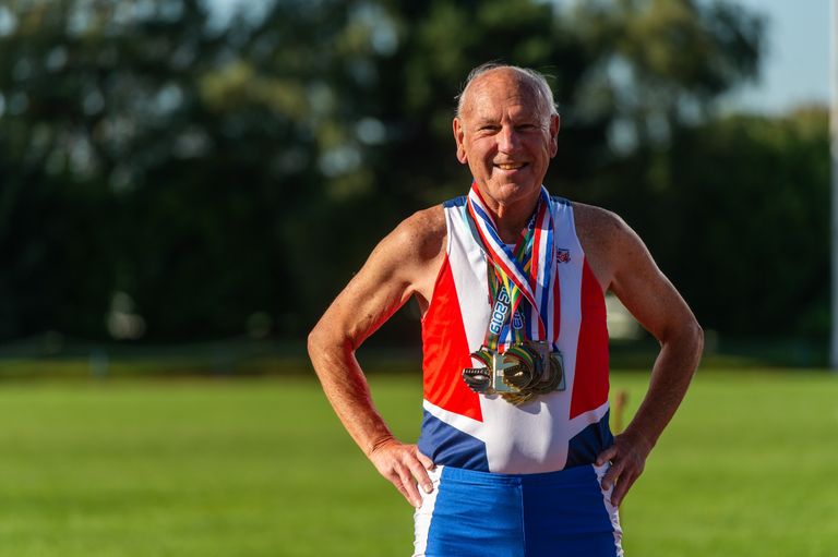 84 aastane Tony Bowman on kiire mees.  