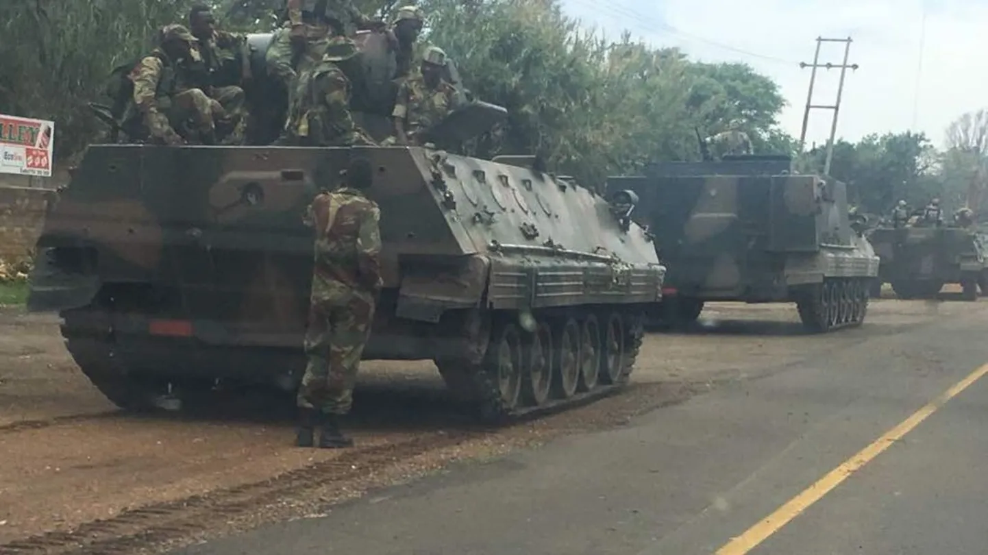 Soomukid Harare lähedal.