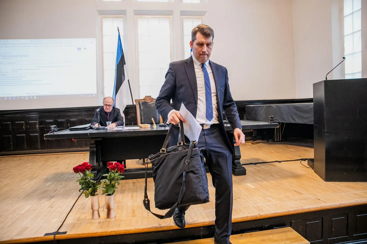 Praeguseks endine Pärnu linnavolikogu esimees Andres Metsoja sõnul pidas ta täna mõneks ajaks viimase kõne.
