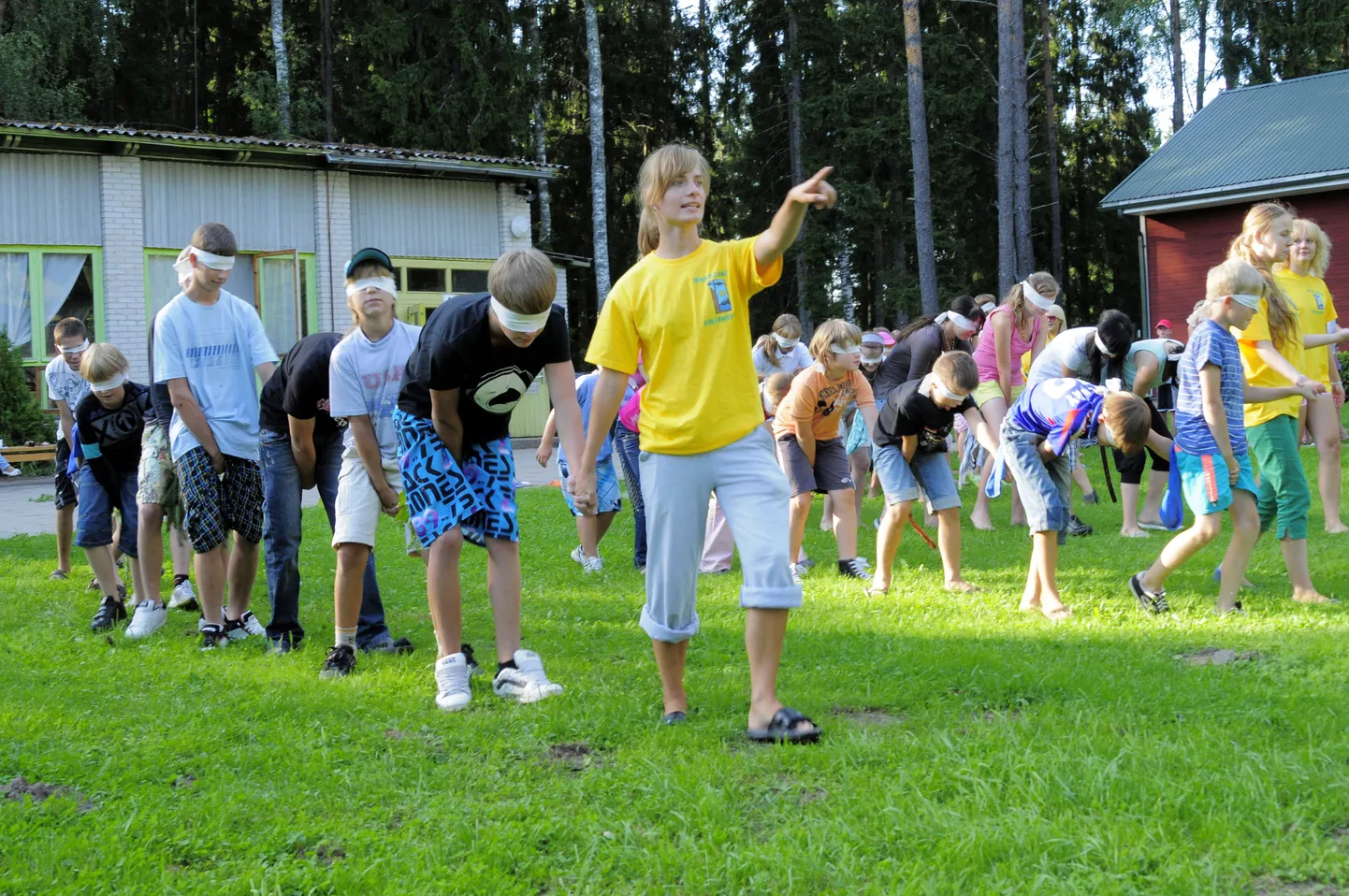 Valgemetsa noortelaager.