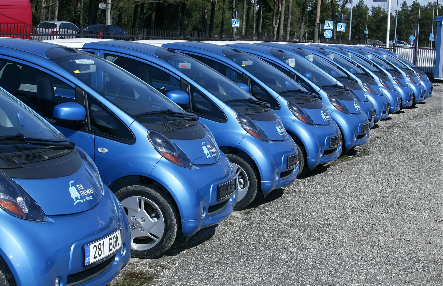 Omavalitsustele jagatavad Mitsubishi i-MiEV elektriautod.