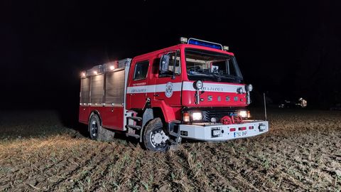 PILDID ⟩ Järva-Jaani vabatahtlike päästeauto alustas Ukrainas uut missiooni