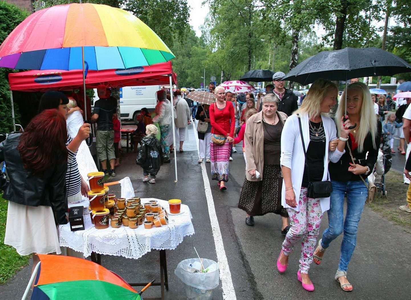 Kesklinna ja Supeluse tänava ümbruse hõivab taas tänavafestival Augustiunetus.