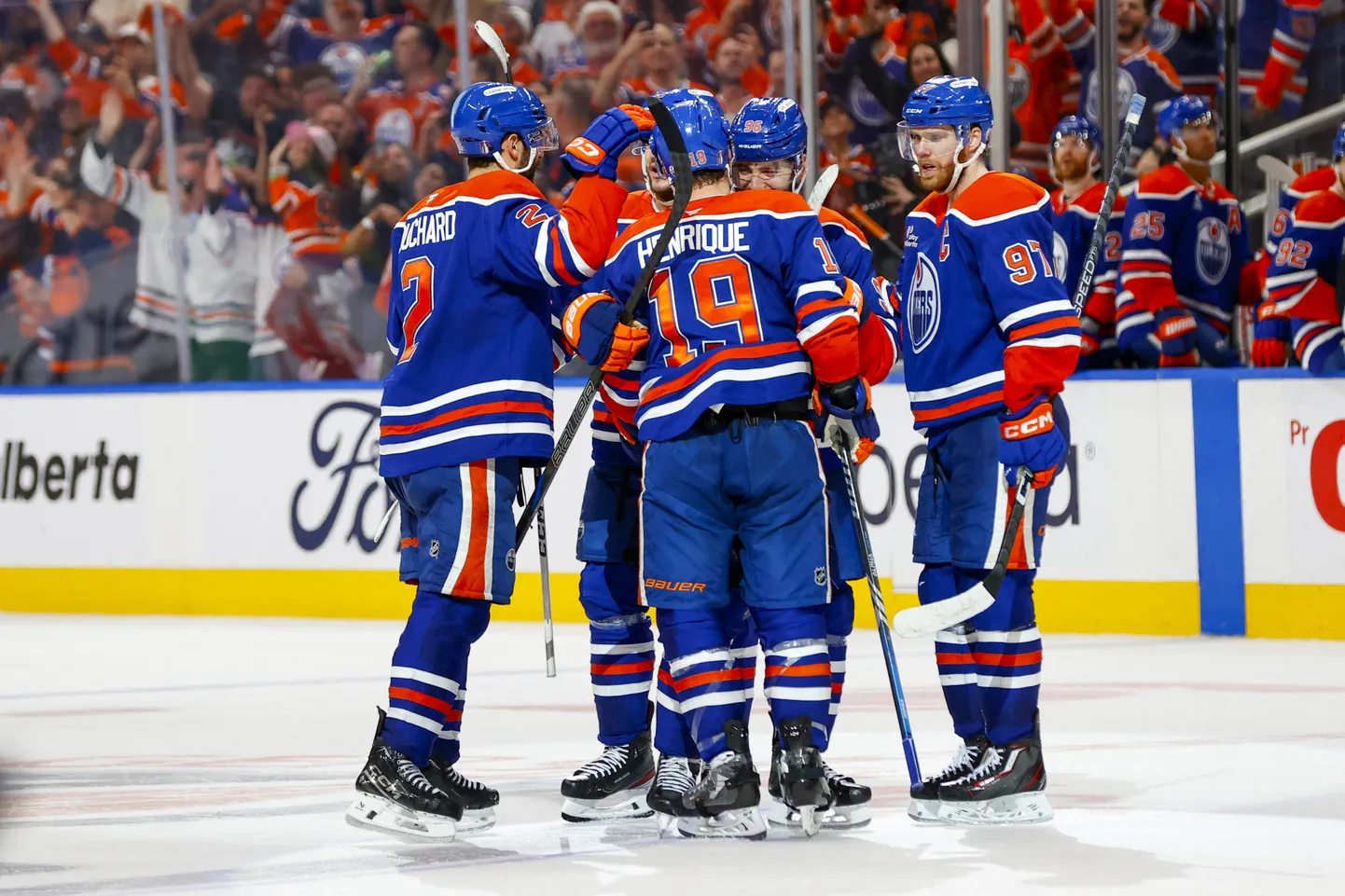 Edmontonas "Oilers" hokejisti.