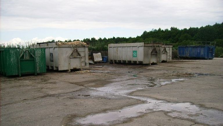 Dzīvnieku atkritumu pārstrādes rūpnīcas teritorijā 