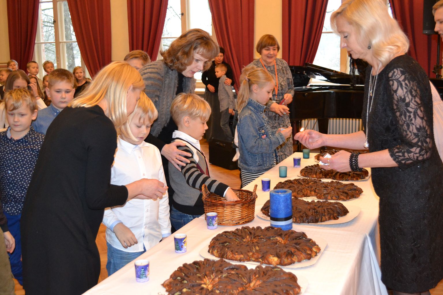 Pärnu Vanalinna põhikool tähistab novembri lõpus vana väärika maja sünnipäeva.