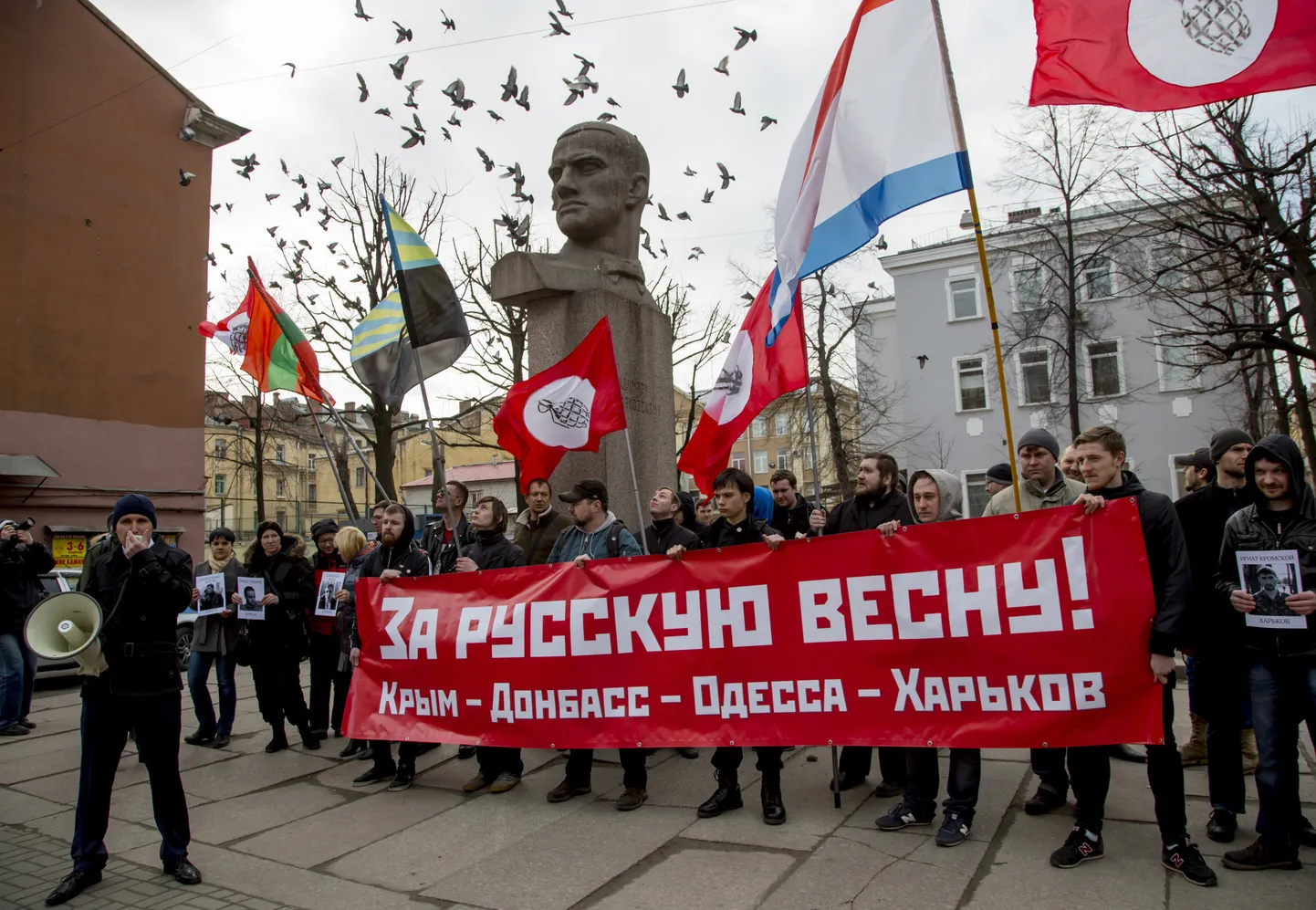 В Харькове митингующие провозгласили еще одну независимую республику.