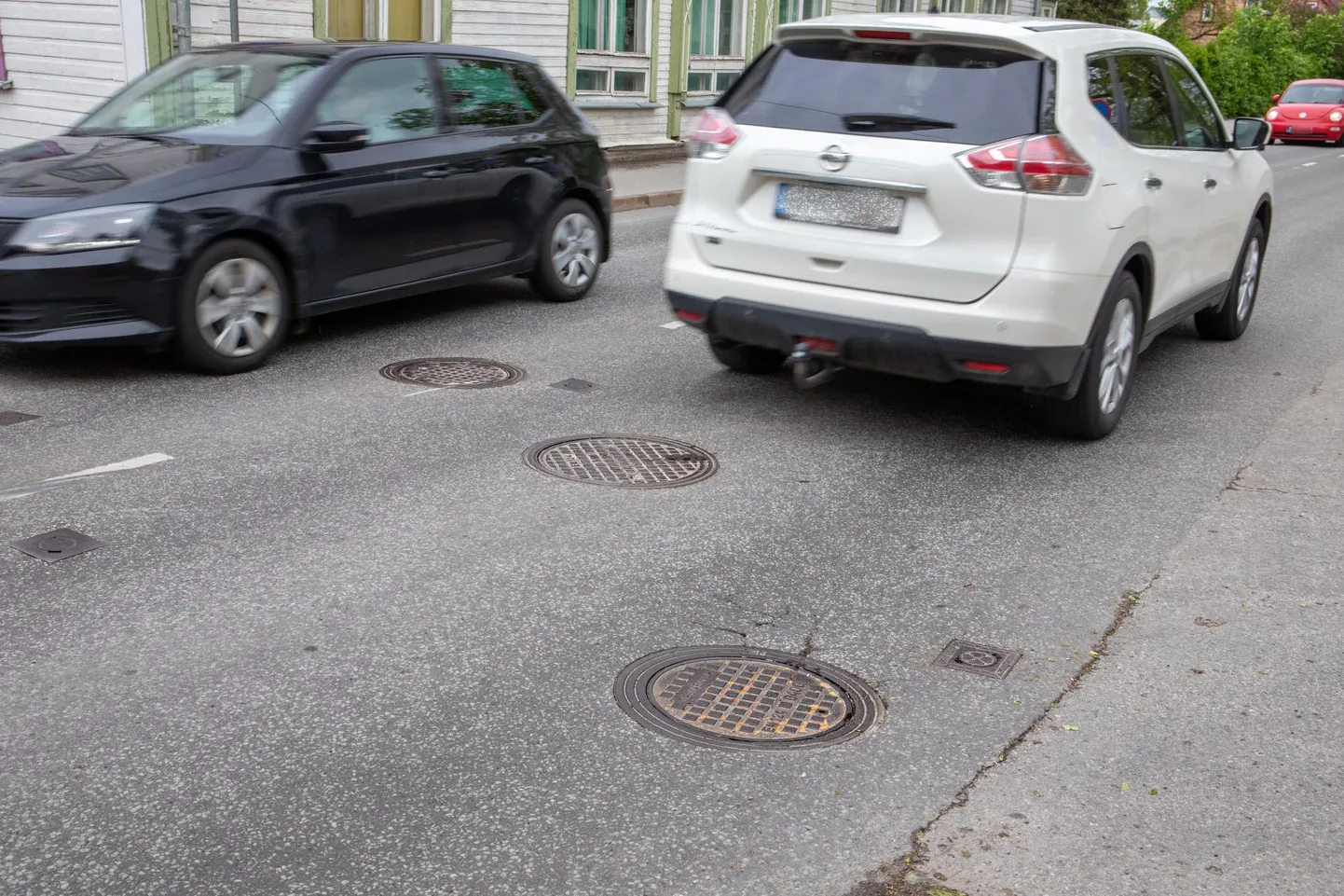 Kas üksteise naabruses asuvad luugid on vajalikud?
