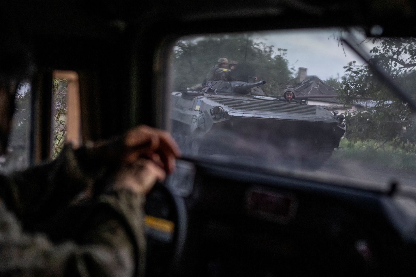 Ukrainlaste soomuk BMP-1 Bahmuti lähedal.