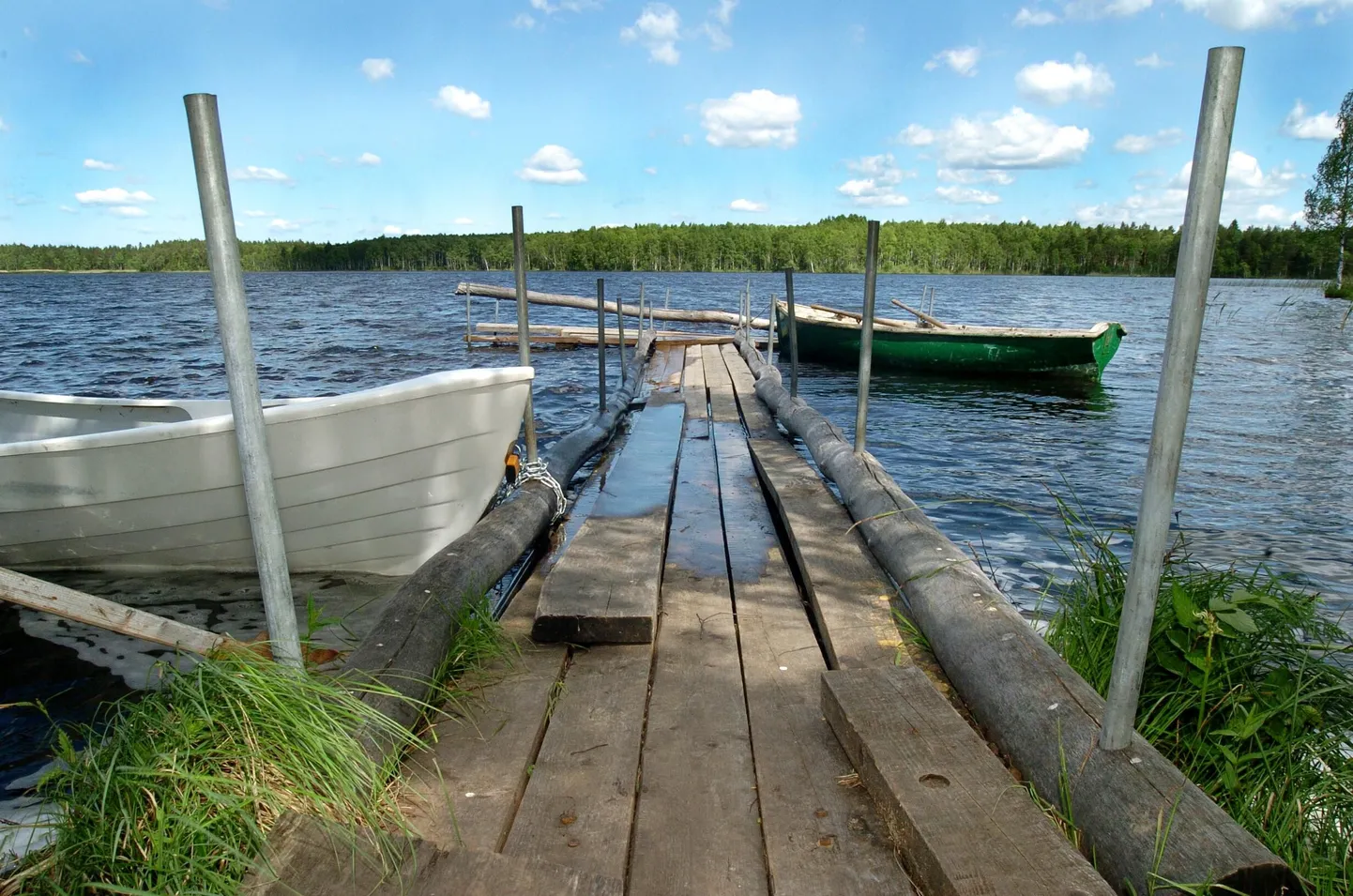 Kaisma Suurjärve puhkeala.