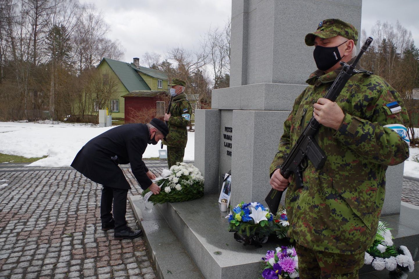Värskas peeti pühapäeval leinatalitus kindral Johannes Kerdi mälestuseks.