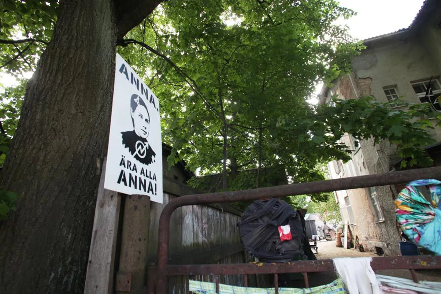 Tartu skvotterid on 2011. aasta kevadest kasutanud maja aadressil Anna Haava tänav 7a.