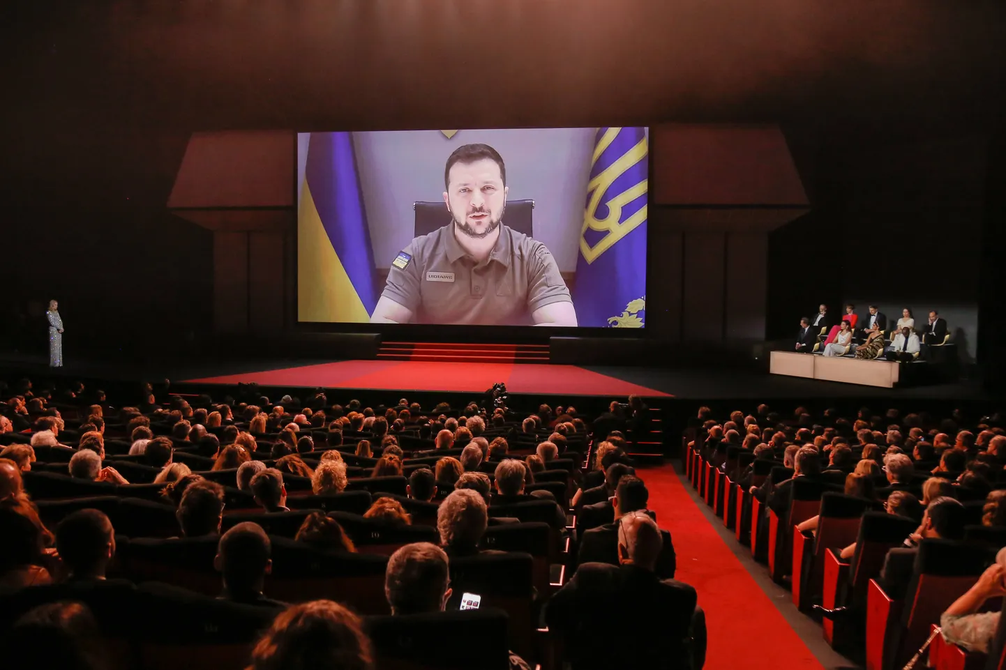 Volodõmõr Zelenskõi pidas Cannes'i filmifestivali avatseremoonial kõne