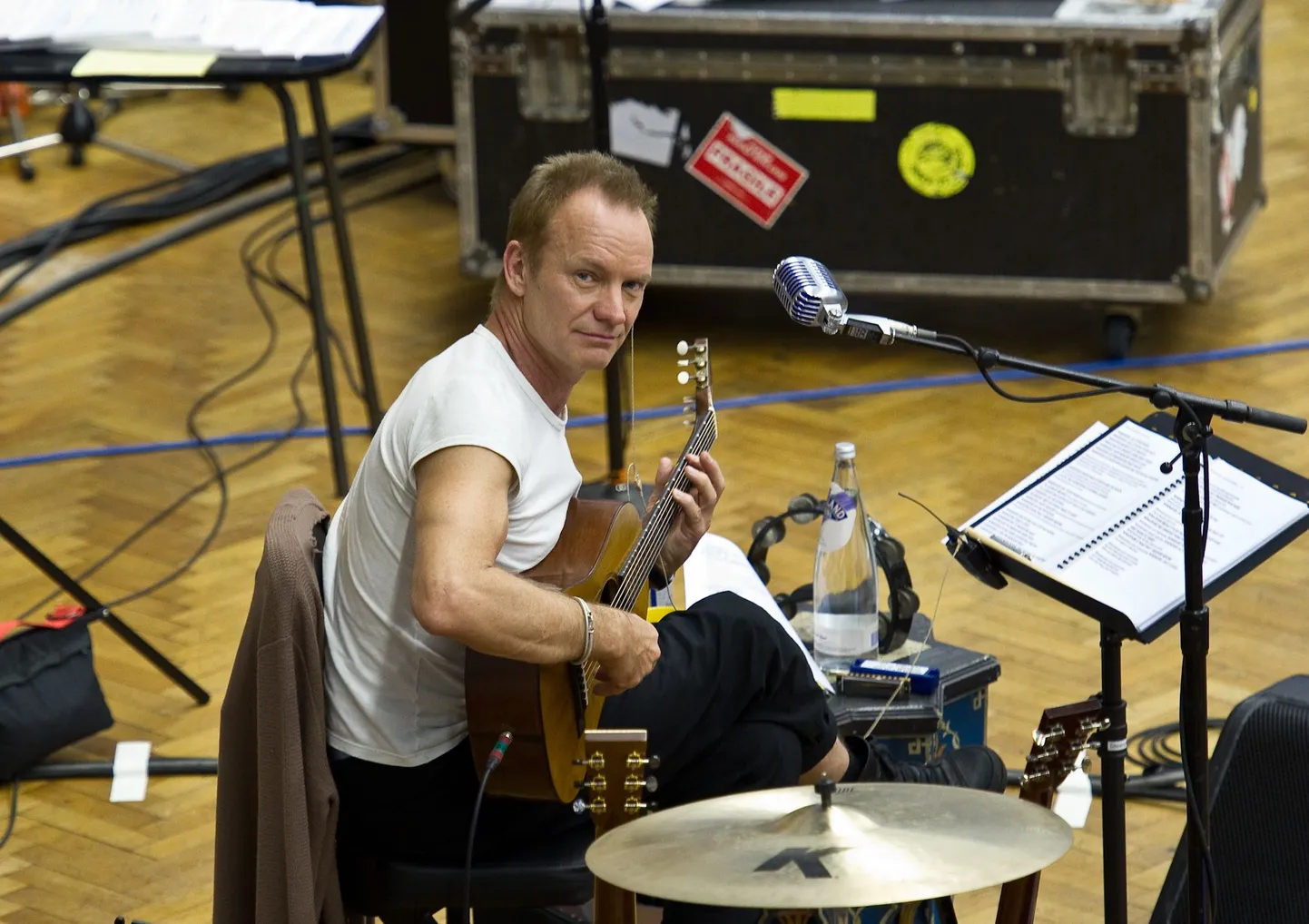 Sting ja Kuningliku Filharmoonia orkester harjutavad tuuriks Abbey Road'i stuudios.