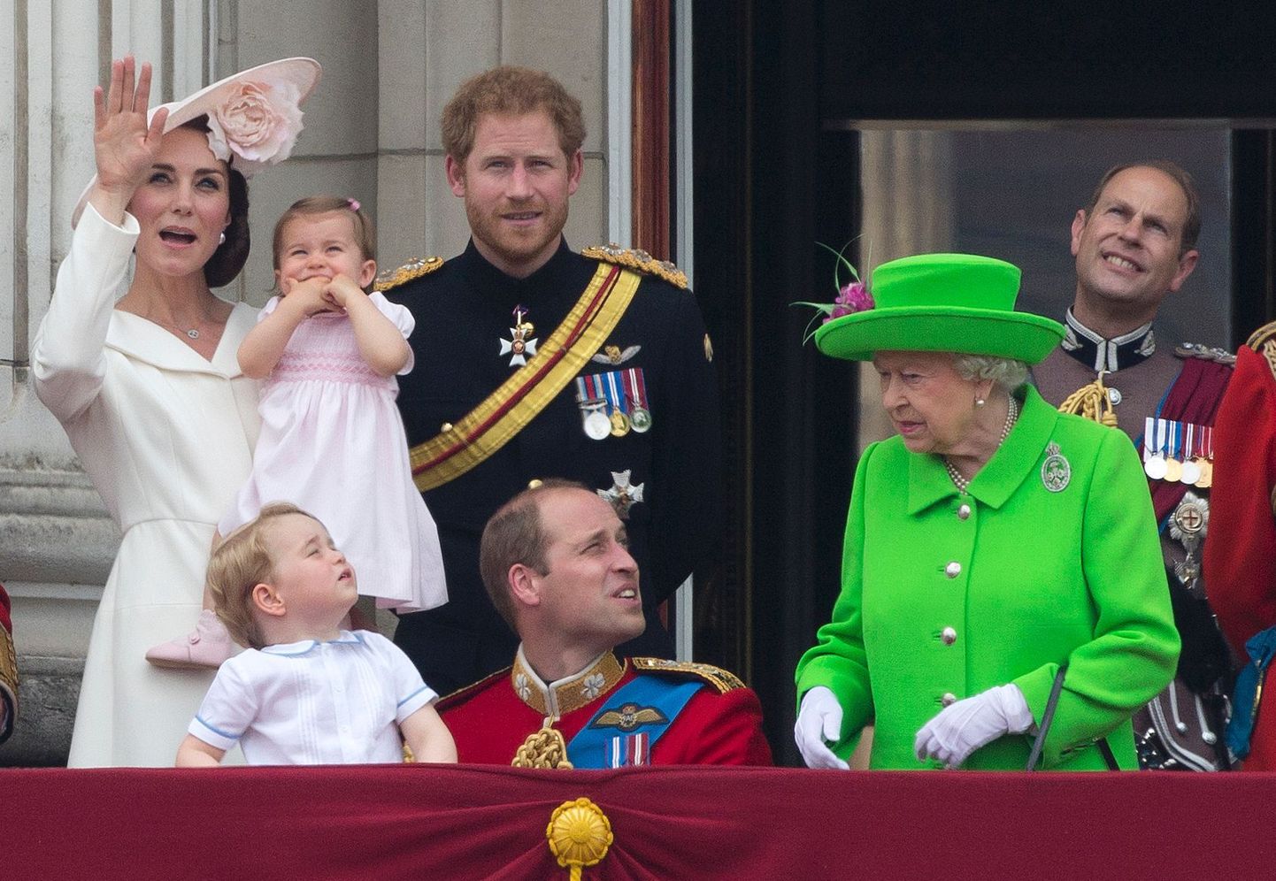 Hertsoginna Catherine, prints George, prints William, prints Harry ja kuninganna Elizabeth II