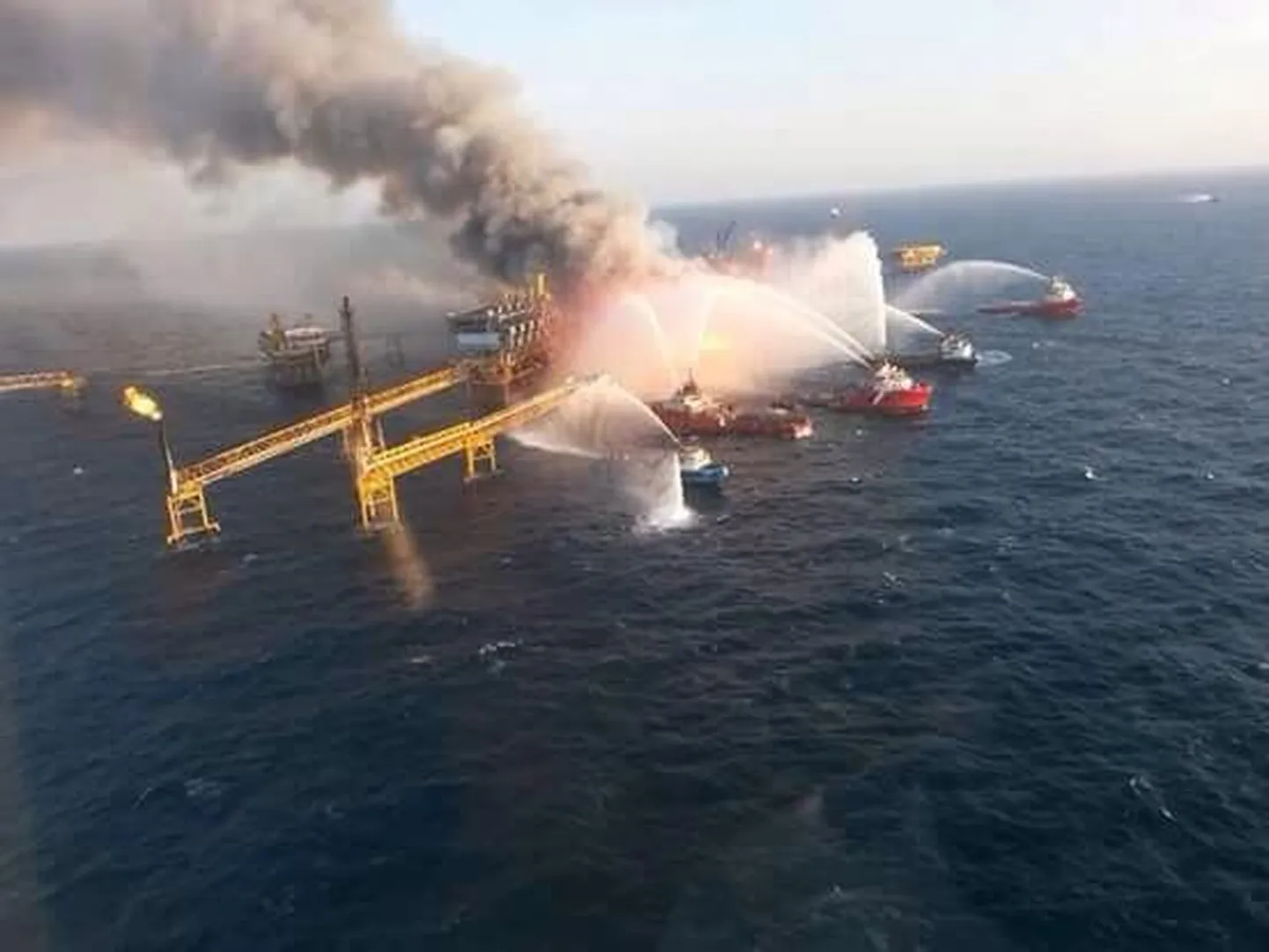 Riikliku naftafirma Pemex Abkatun Permanente naftaplatvorm.