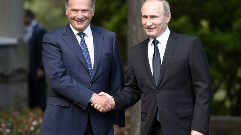 Президент Финляндии: Россия не собирается нападать на Эстонию