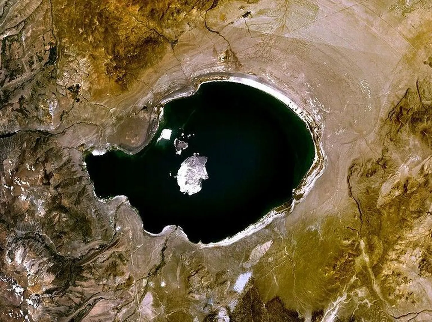 California Yosemite`i rahvuspargi Mono järv