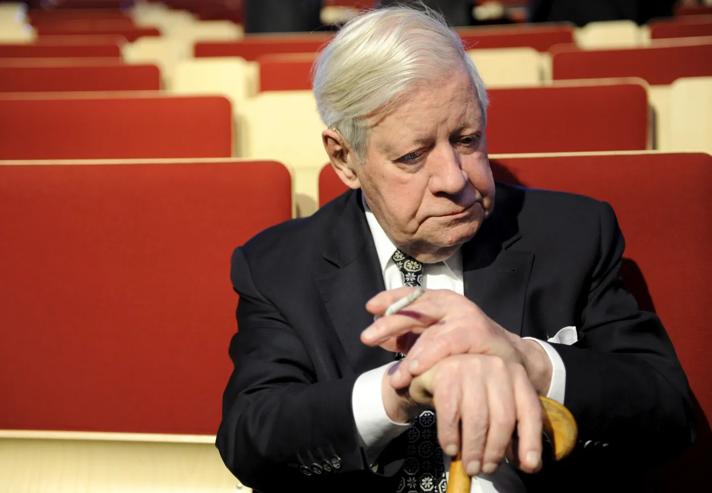 Helmut Schmidt oma 90. sünnipäeval.