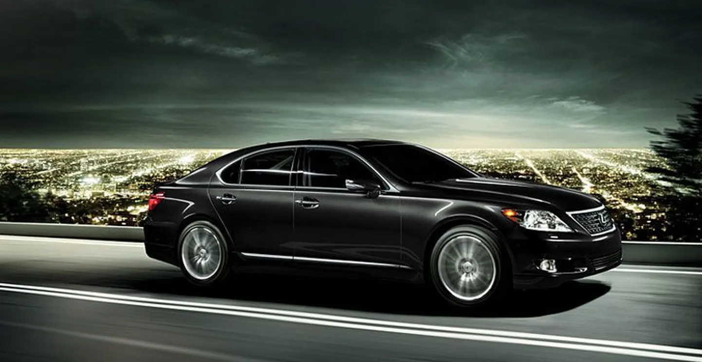 Lexus LS 460 Sport.