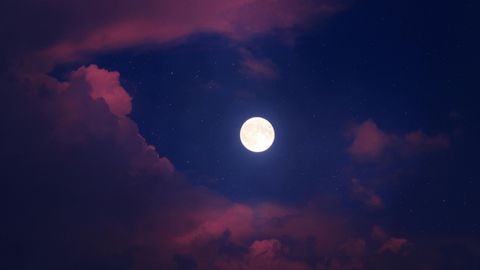 Täiskuu ja planeetide seisud toovad muutuse suhetesse