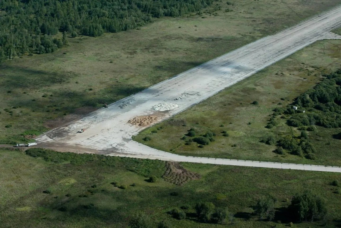 Aerofoto Raadi lennuväljast