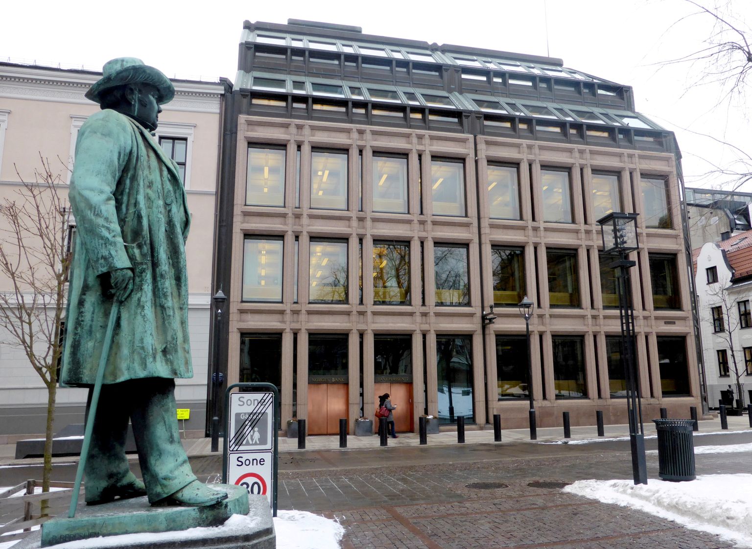 Norra keskpanga hoone, milles asub riiklik inevsteerimisfond.