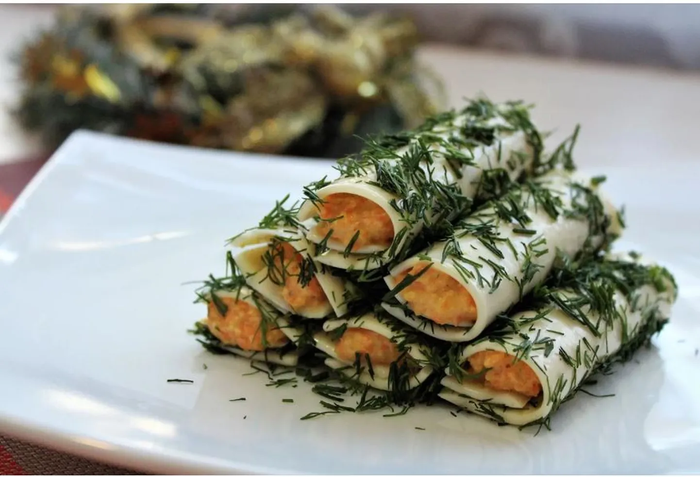 Сырные рулетики