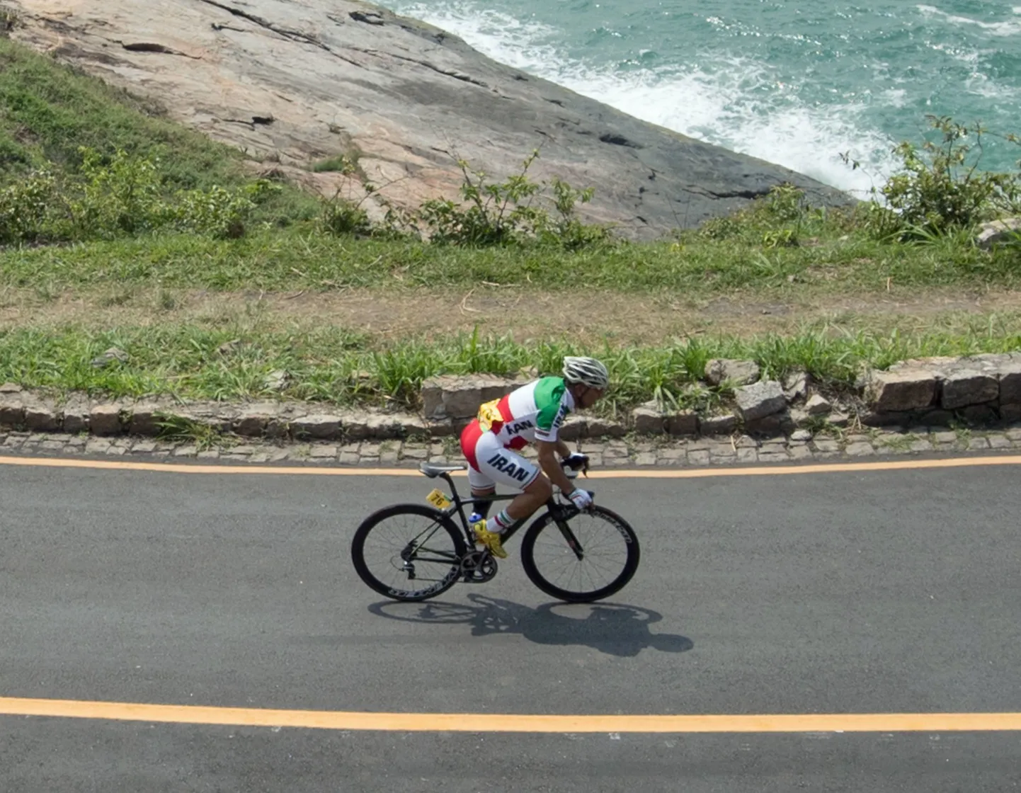 Bahman Golbarnezhad Rio paraolümpiamängude rattavõistlusel.