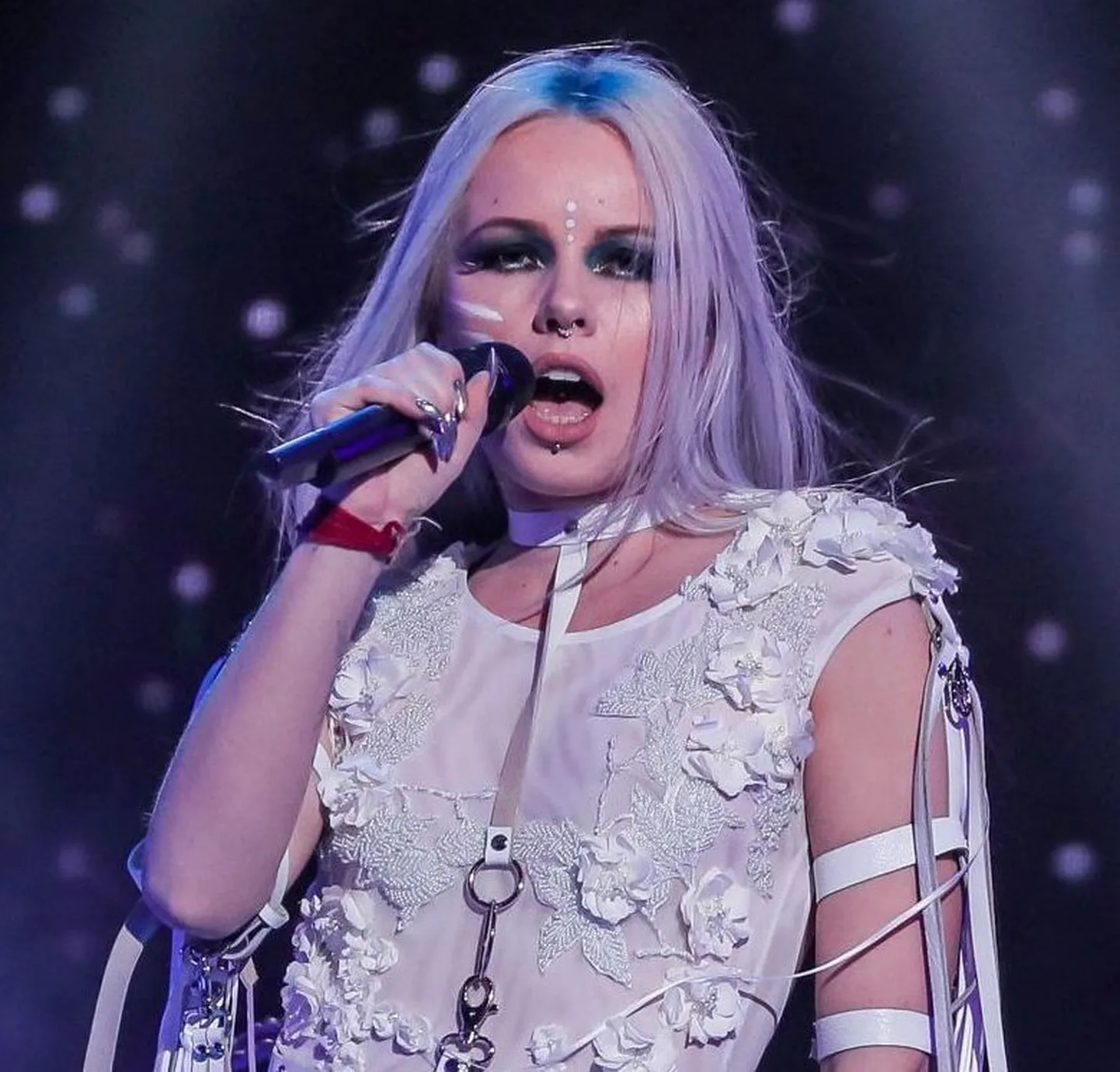 Sinised juuksed: Kerli