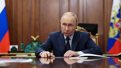 RAINER SAKS ⟩ Putin võttis sihikule Venemaa võlglased. Näitab, mida madalama sissetulekuga venelased sõdimisest arvavad
