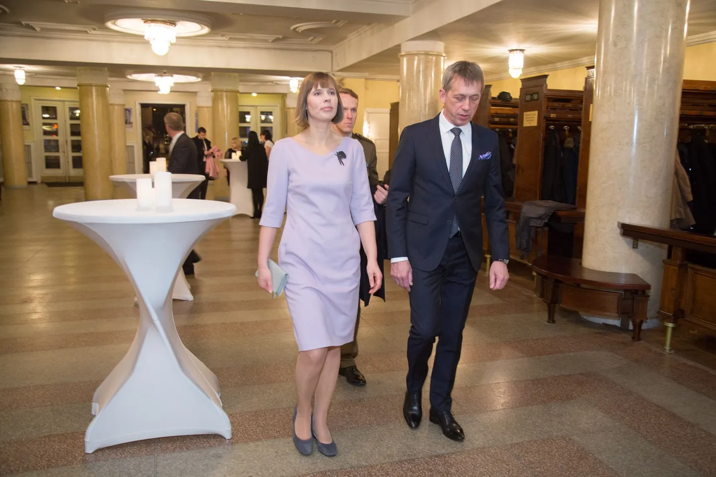 President Kersti Kaljulaid koos ERRi juhi Margus Allikmaaga rahvusringhäälingu sünnipäeval Estonias.