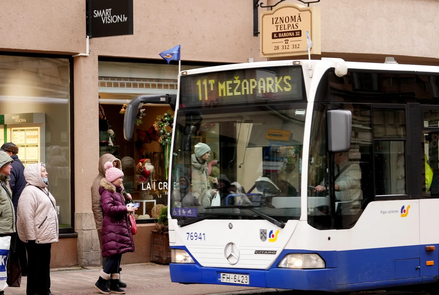 11T autobuss Krišjāņa Barona ielā