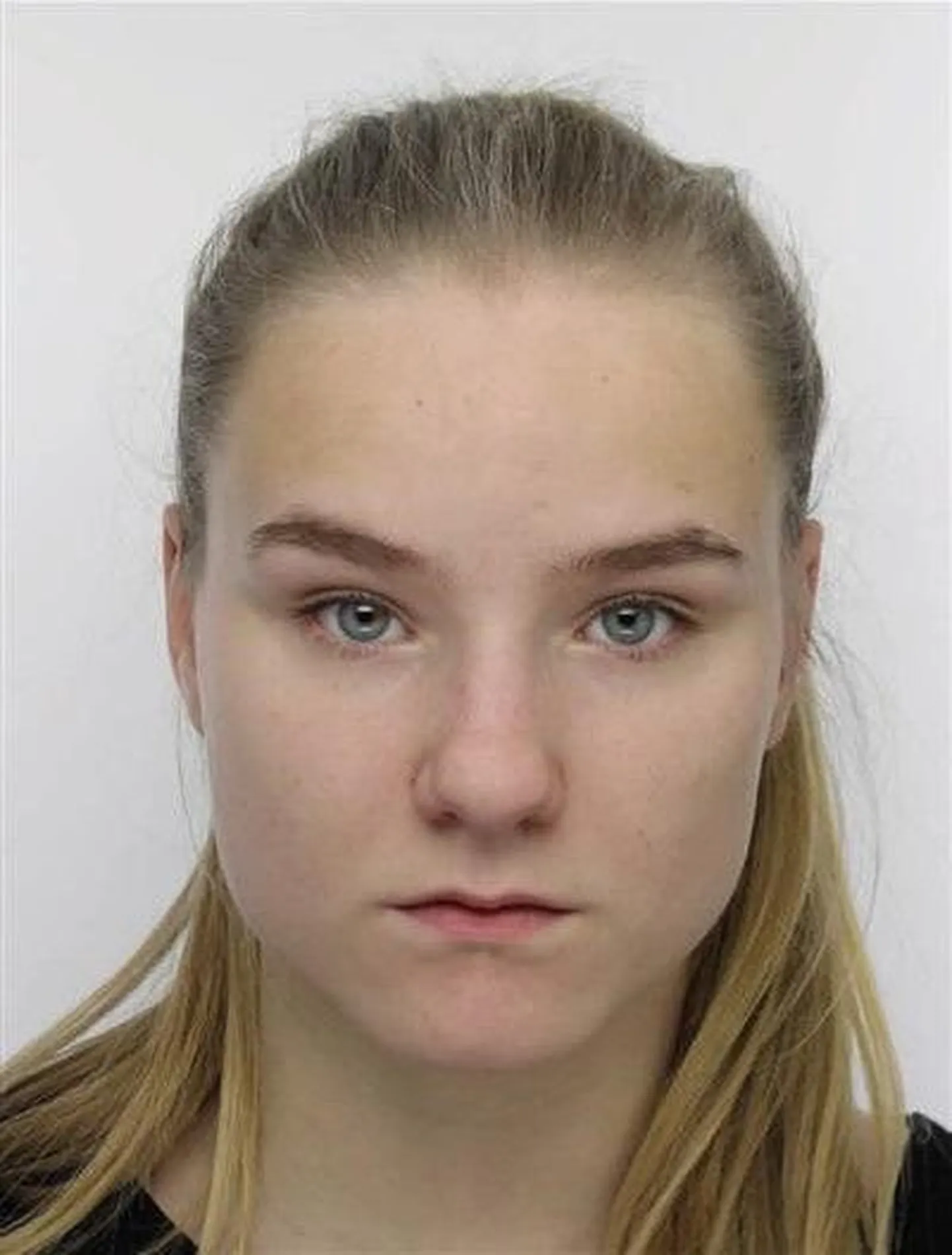Сабрина.