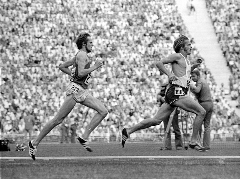 1972. aasta Müncheni olümpiamängude 5000m finaal. Steve Prefontaine vedamas, Lasse Viren jälitamas. Võistluse võitis Viren ja Perfontaine saavutas neljanda koha.