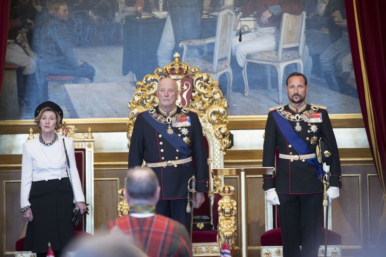 Norra kuningas Harald V, kuninganna Sonja ja kroonprints Haakon