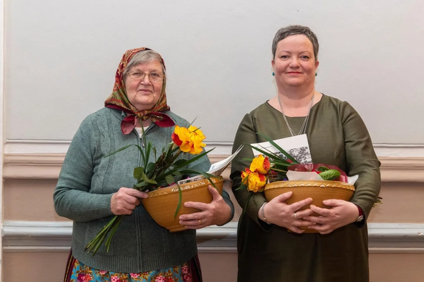 Pärandihoidja 2022 Elvi Vesik vasakul.