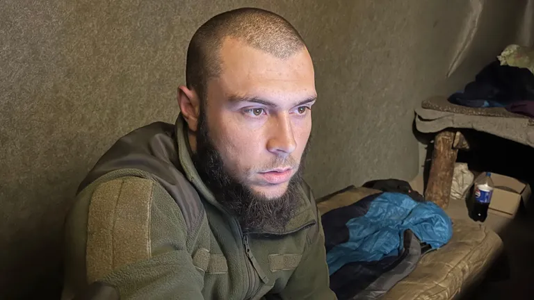 Сергей, солдат 3-й оперативной бригады Национальной гвардии, сказал Би-би-си, что никакого перемирия нет.