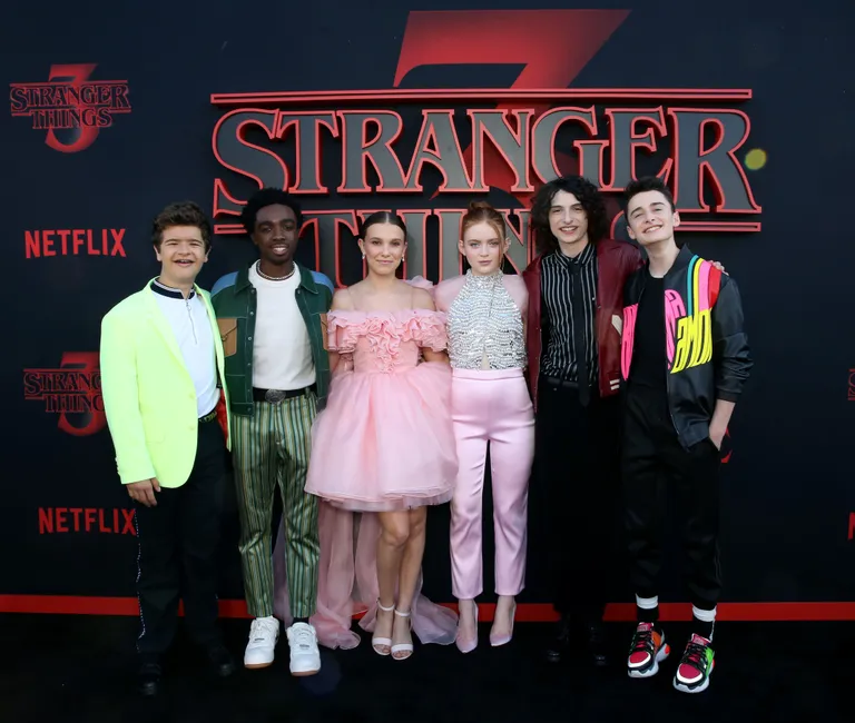 «Stranger Things» näitlejad Gaten Matarazzo, Caleb McLaughlin, Millie Bobby Brown, Sadie Sink, Finn Wolfhard ja Noah Schnapp