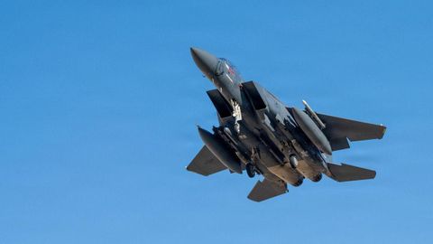 Война на Ближнем Востоке: над Ираном сбит американский F-15; Трамп заявил, что скоро откроет Ормузский пролив